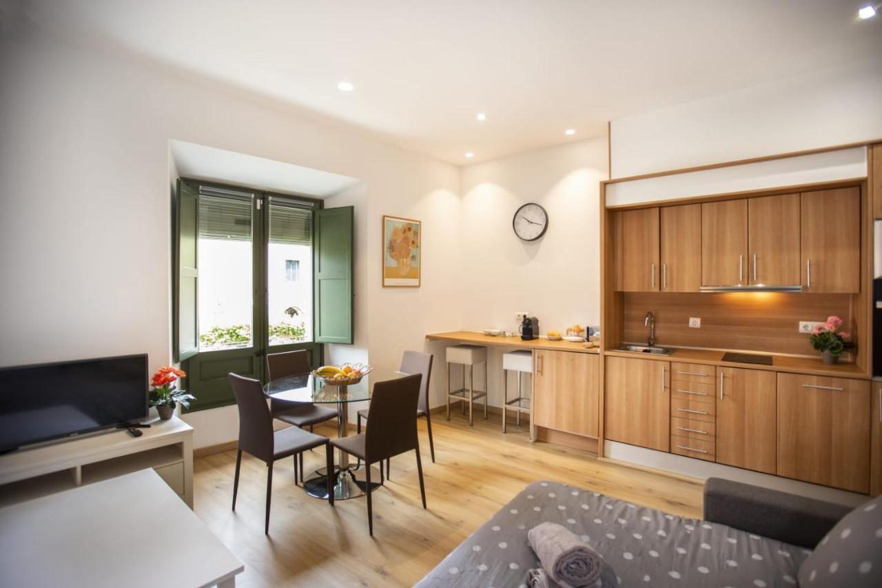 Apartament Al Cor Del Barri Vell De Gerona Exterior foto