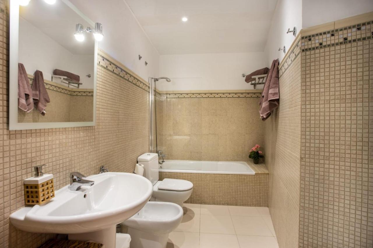 Apartament Al Cor Del Barri Vell De Gerona Exterior foto
